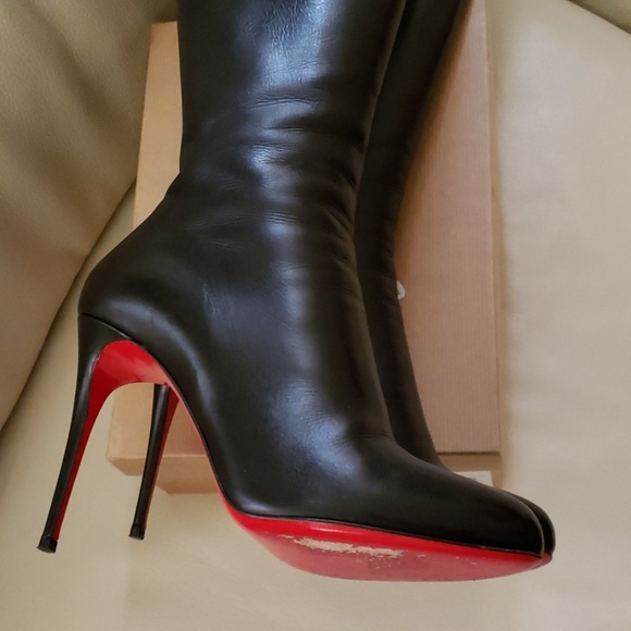 Christian Louboutin boots - Picture 2 of 6